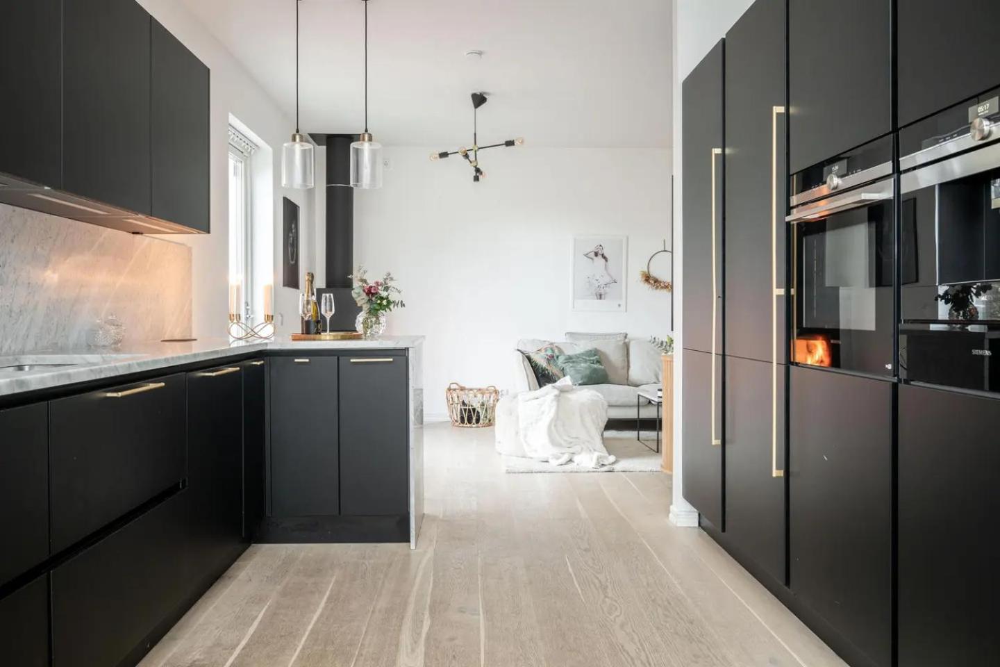 Modern Villa Close To Beach Trangsund エクステリア 写真